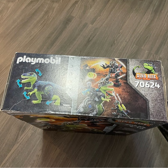 PLAYMOBIL NEW IN BOX 70624 Dino Rise T-Rex Battle of the Giants - Picture 3 of 9
